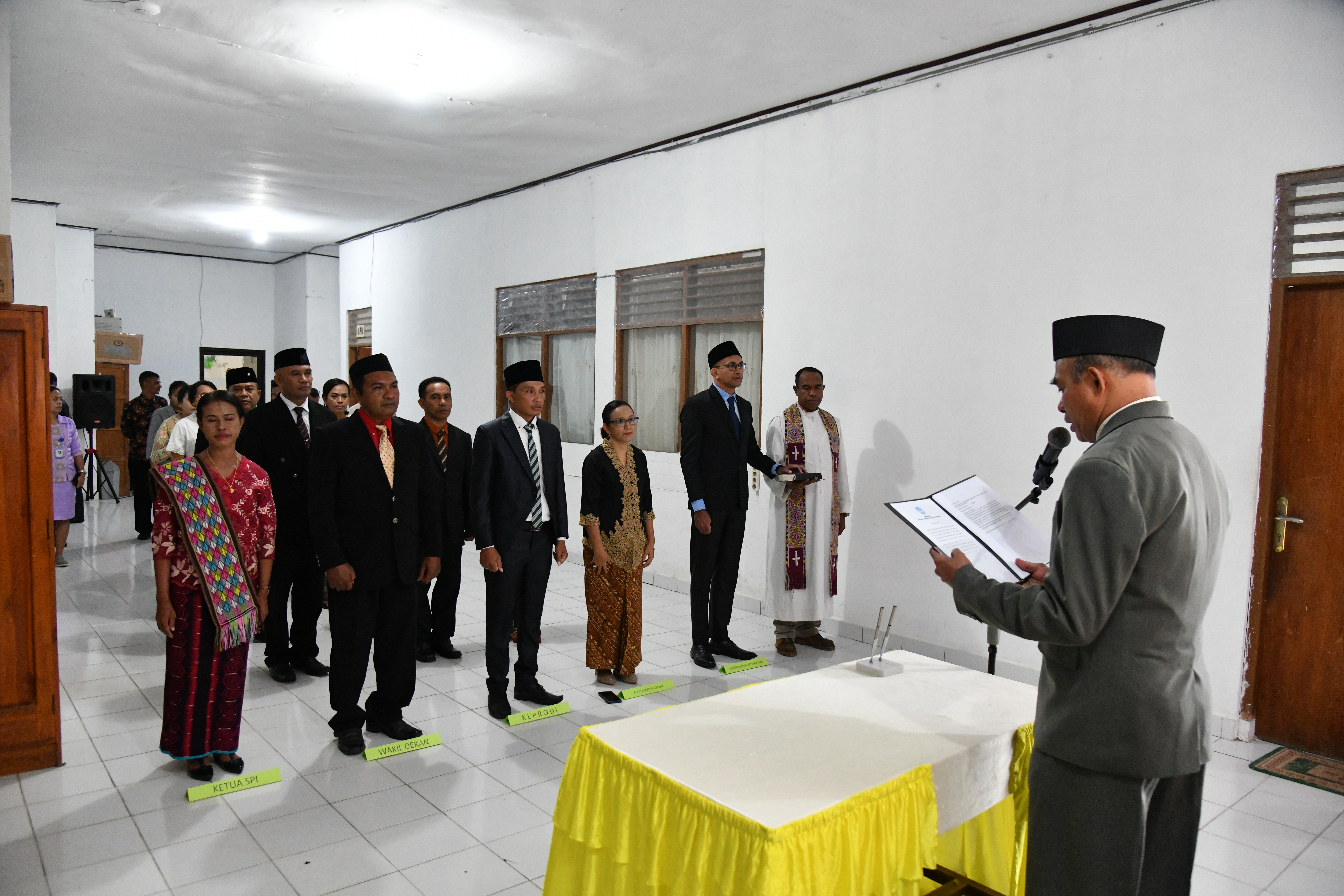Rektor Kembali Melantik Pejabat Baru Di Lingkup Unimor